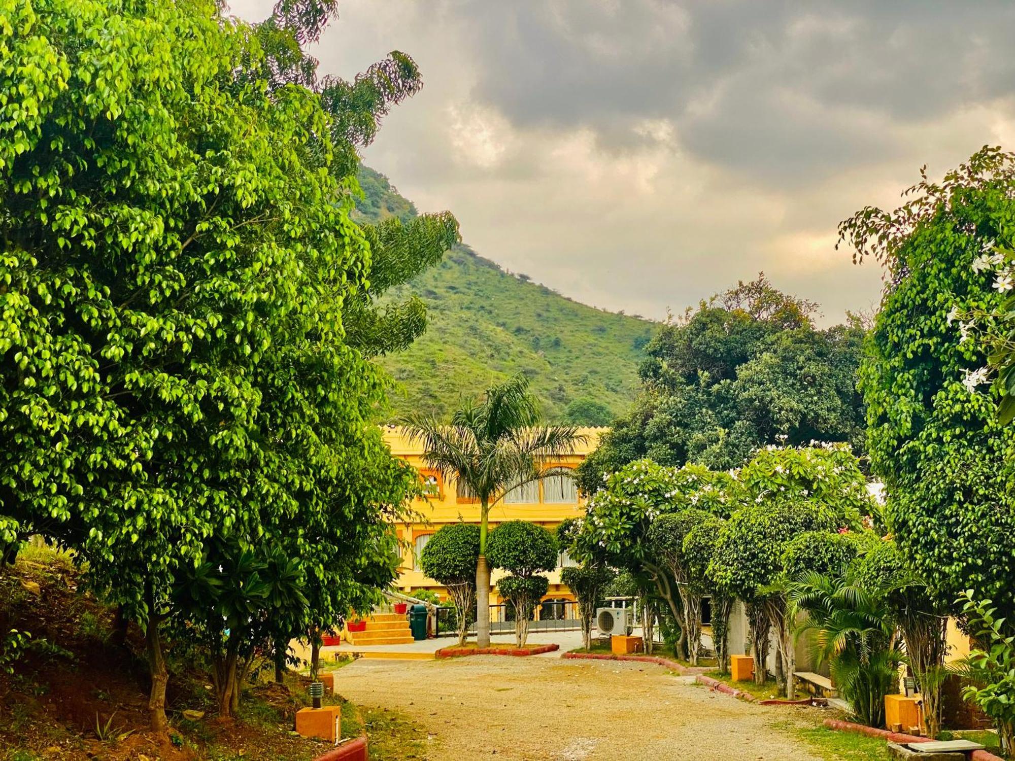 Udai Nature Valley Resort By An Hotels-A Peacefull River Retreat Udaipur Exterior foto
